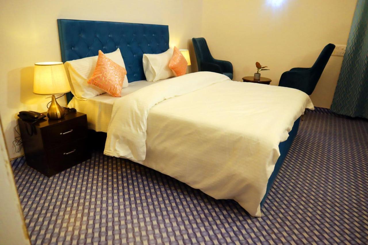 Jay Ally - Boutique Hotel Nové Dillí Exteriér fotografie